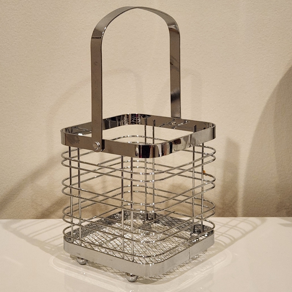4 FOR $15 NEW CONDITION SILVERWARE UTENSIL CADDY